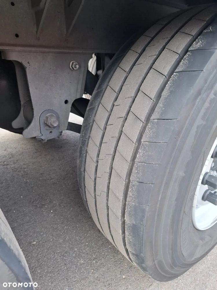 Schmitz Cargobull SKO - 9