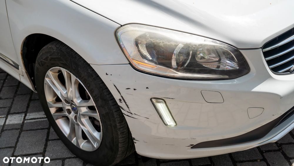 Volvo XC 60 D4 AWD Summum - 4