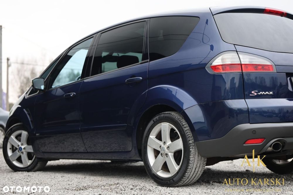 Ford S-Max - 14