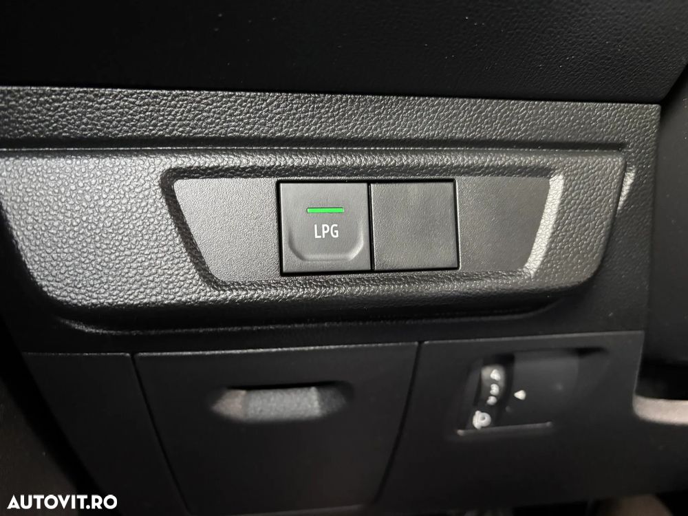 Dacia Logan TCe 90 MT5 Comfort - 19