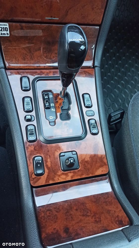 Mercedes-Benz Klasa E - 11