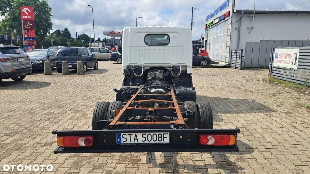 Nissan NT400 - 6