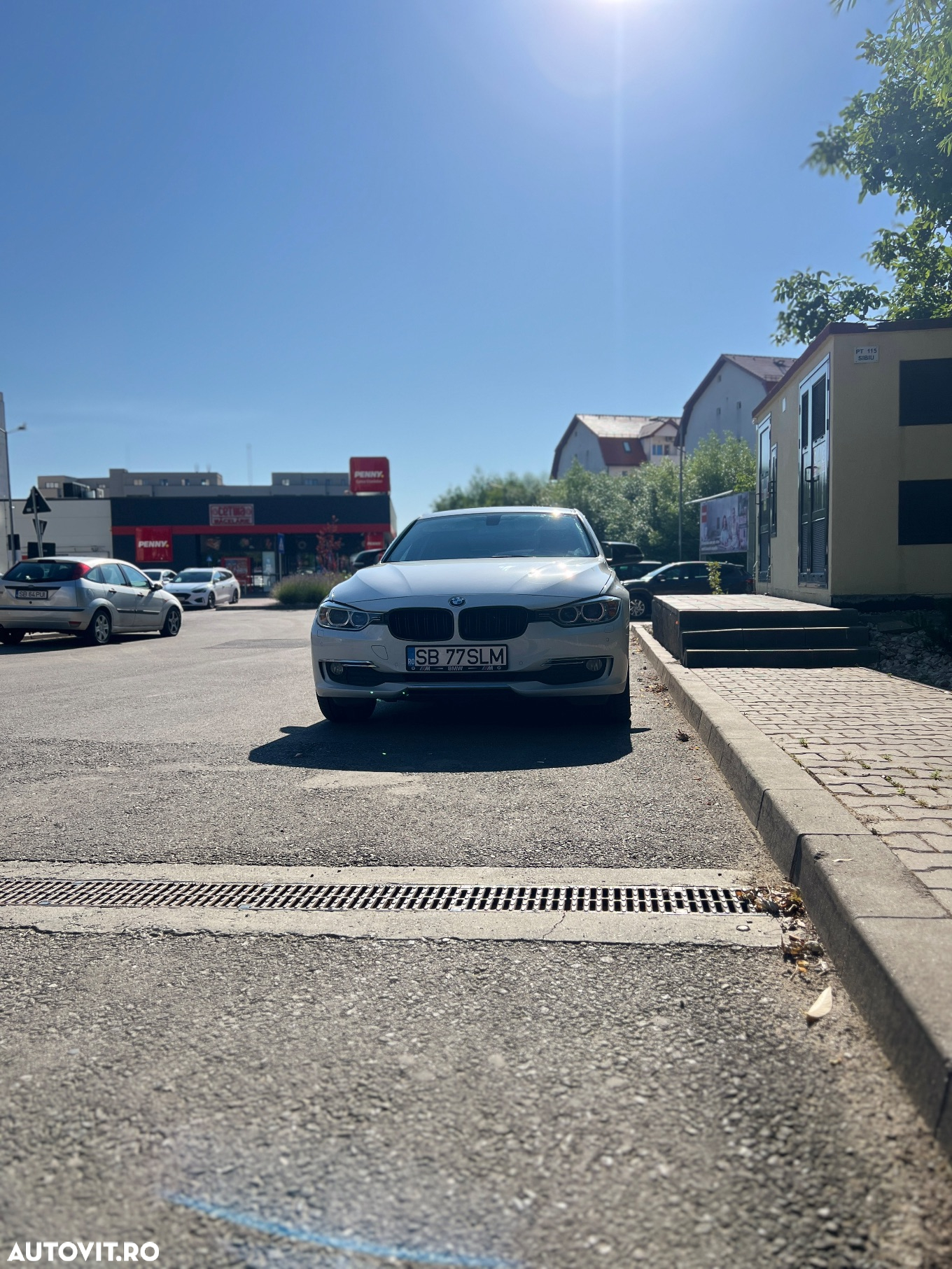 BMW Seria 3 320d - 10