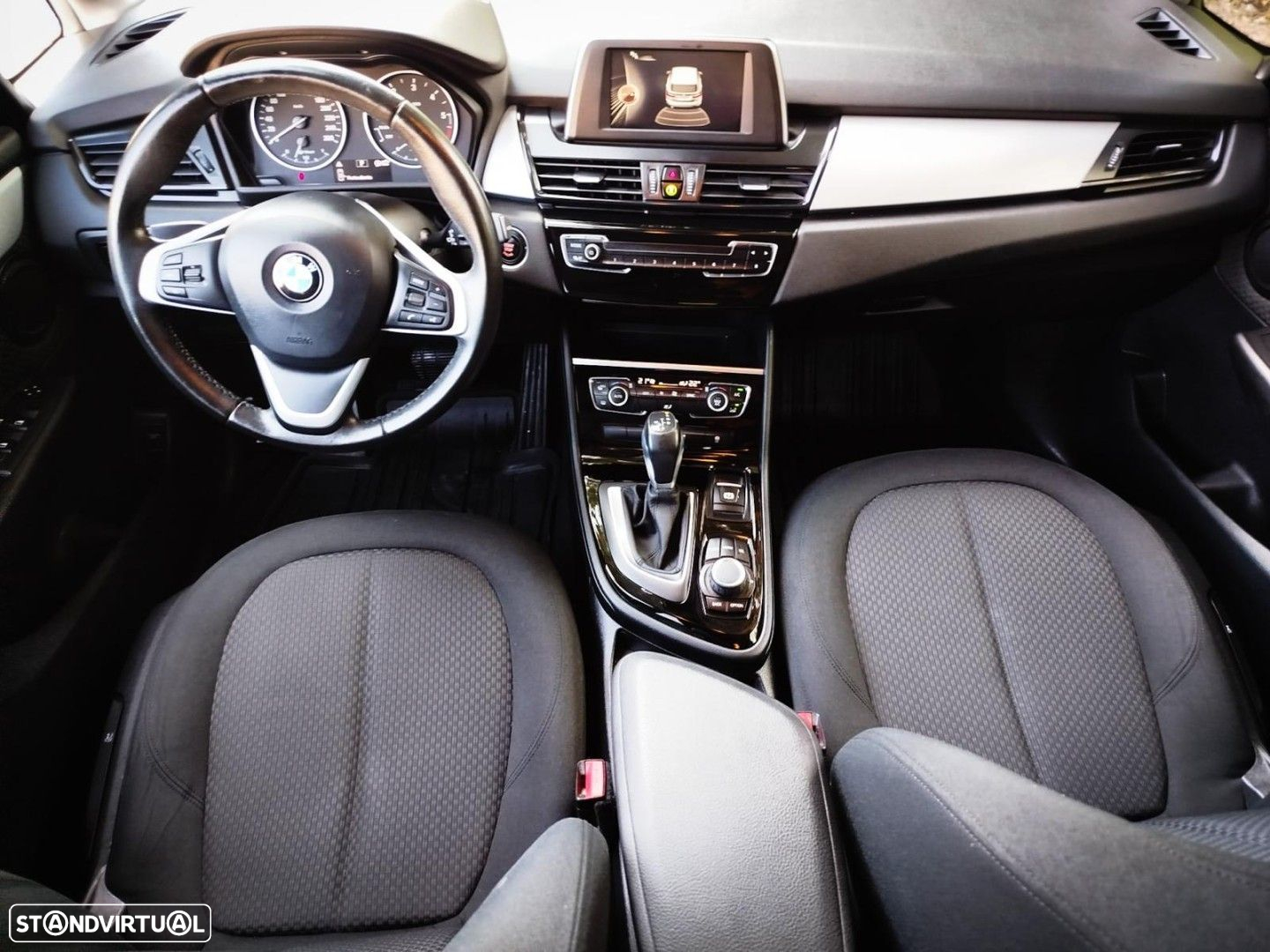 BMW 216 Active Tourer d Auto - 19