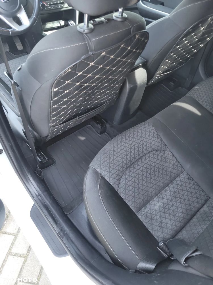 Kia Ceed 1.6 CRDi SCR M - 9