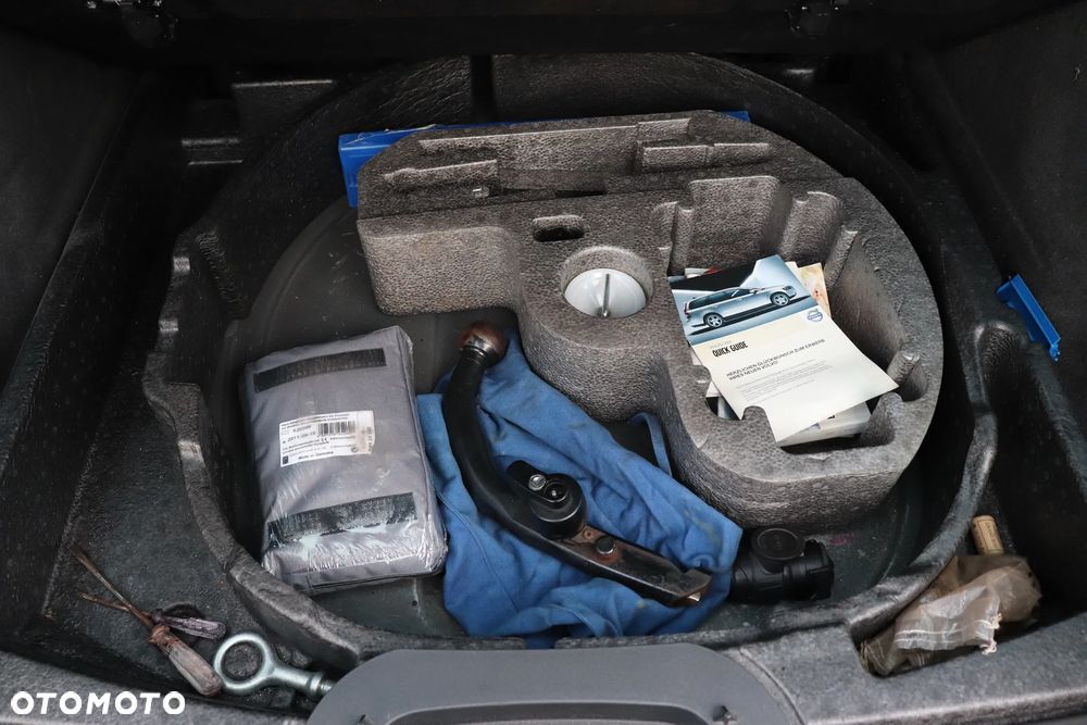 Volvo V70 D5 Summum - 20