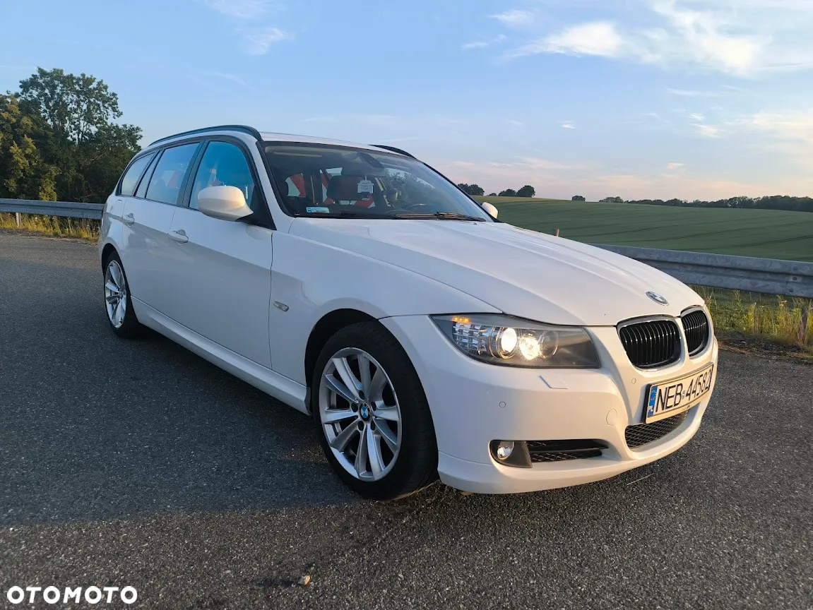 BMW Seria 3 320d xDrive DPF Touring Edition Fleet Sport - 9