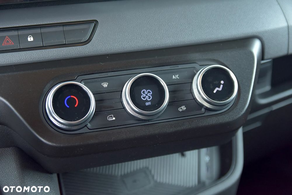 Renault Master zabudowa PARTNER międzynarodowa 170KM 10EP Automat AT9 - 12