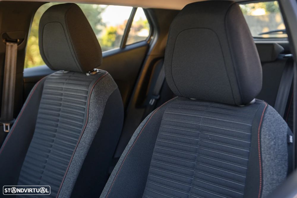 Peugeot 2008 1.2 PureTech Allure Pack - 19