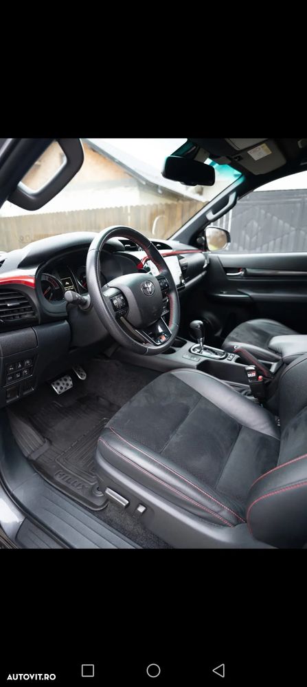 Toyota Hilux 2.8D 204CP 4x4 Double Cab AT GR Sport II - 6