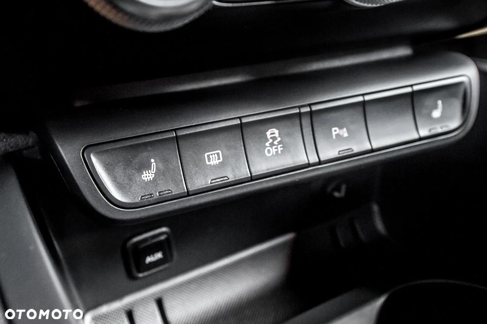 Audi A1 Sportback 1.4 TFSI S tronic S line edition m S line Sportpaket - 34