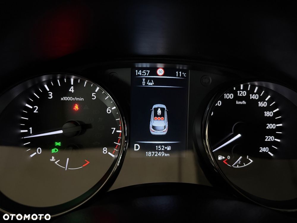 Nissan Qashqai 1.2 DIG-T Xtronic 360 - 21