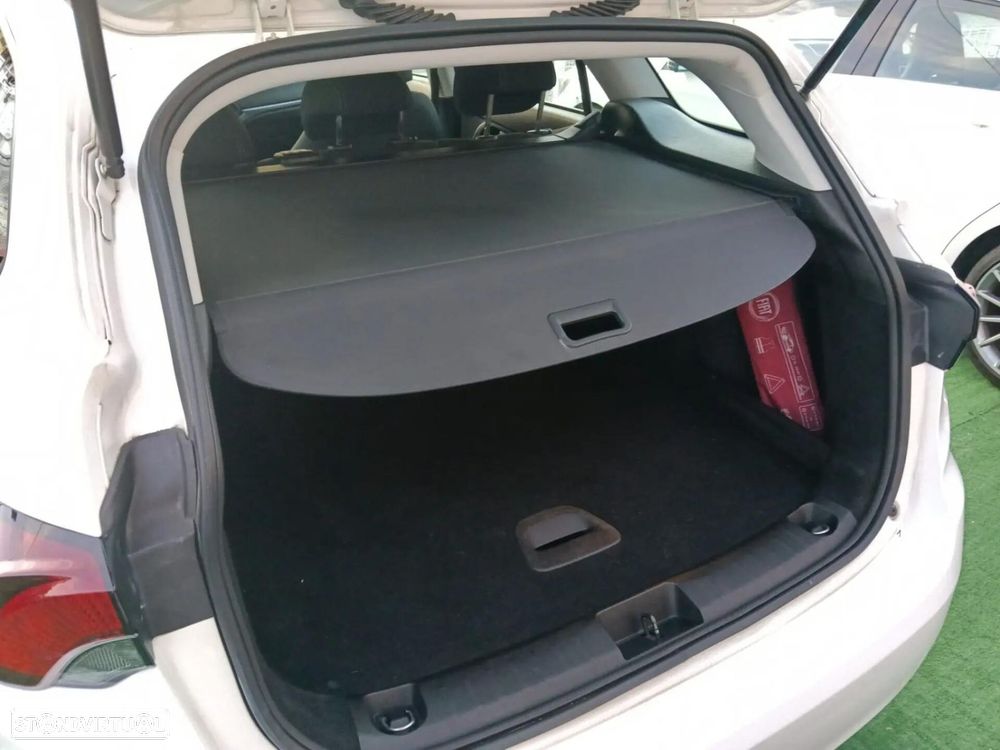 Fiat Tipo Station Wagon 1.3 M-Jet Lounge - 9