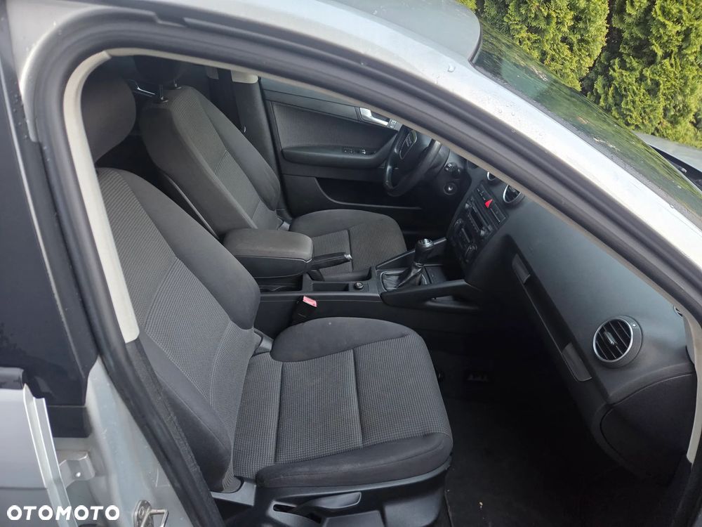 Audi A3 Sportback - 18