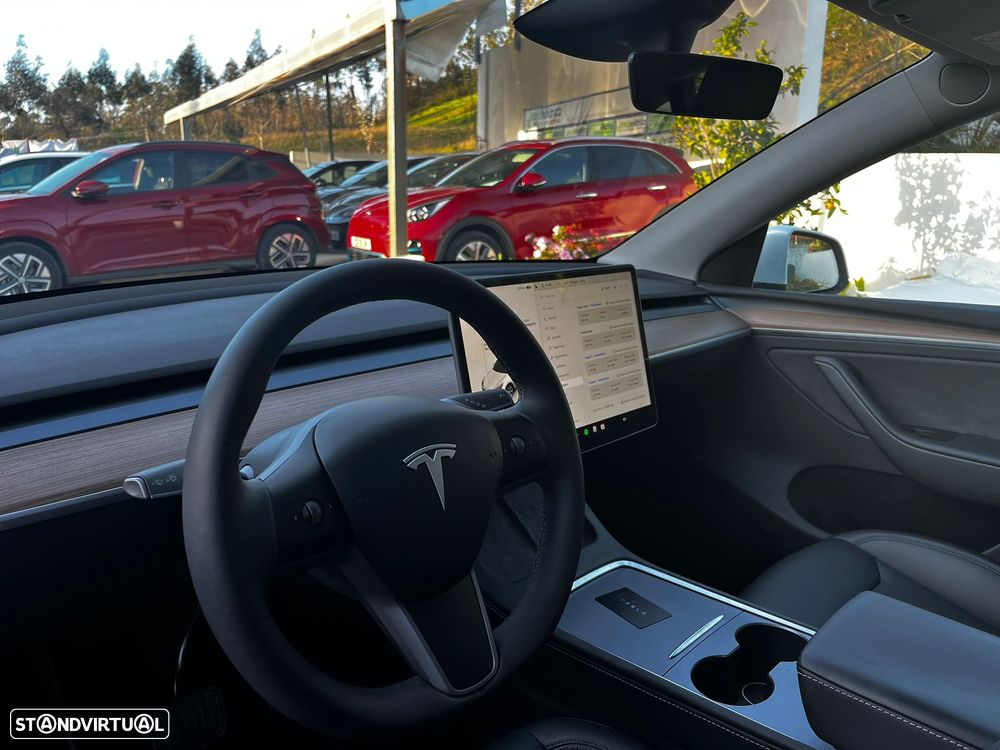 Tesla Model Y Standard - 6