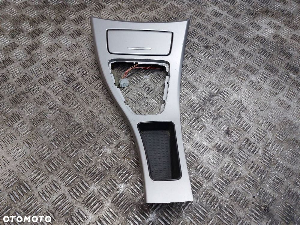 RAMKA KONSOLI ŚRODKOWA BMW E90 7078571 7118034 - 1