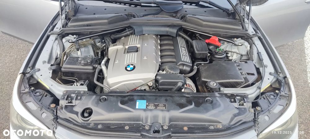 BMW Seria 5 530i - 16