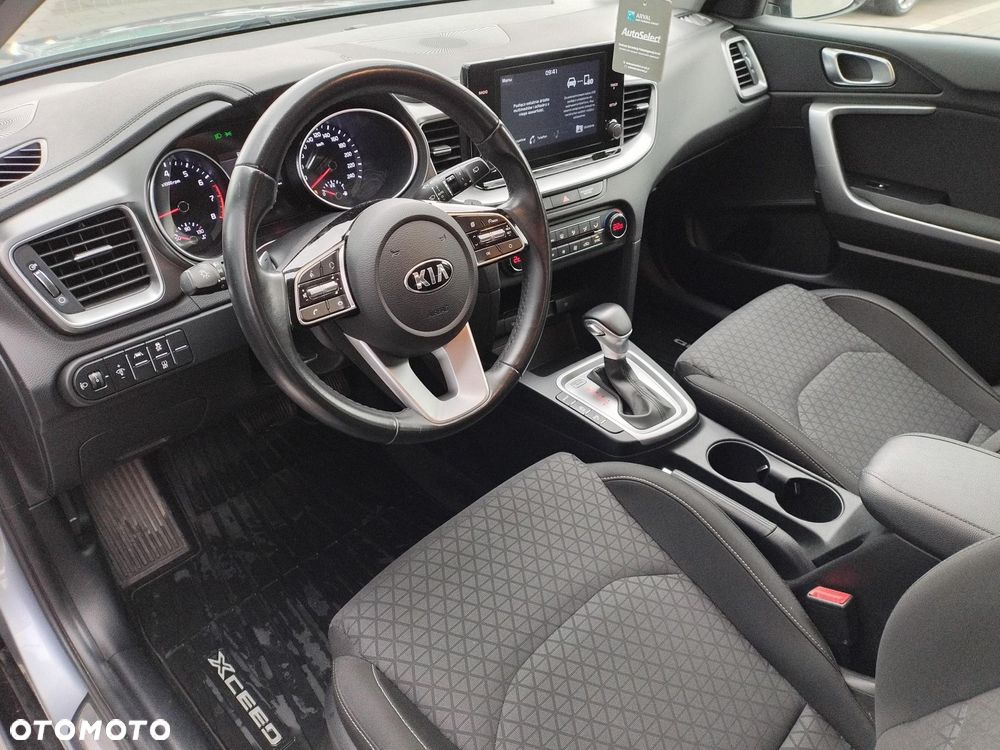 Kia XCeed 1.4 T-GDI M DCT - 9