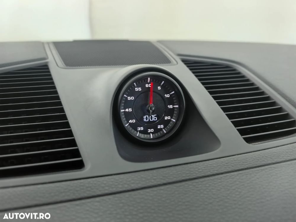 Porsche Cayenne Coupe - 33