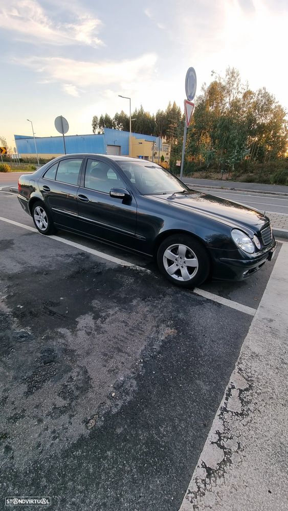 Mercedes-Benz E 220 - 8