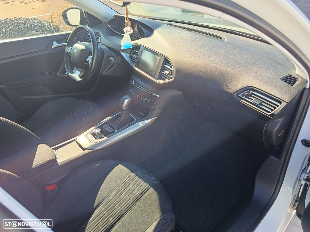 Peugeot 308 SW 2.0 BlueHDi Allure J18 EAT6 - 7