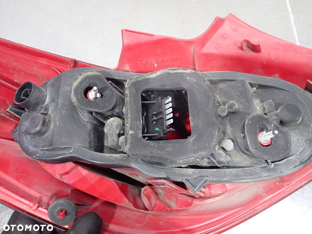 LAMPA PRAWA TYLNA OPEL CORSA D 1.3CDTI 13186351 - 6