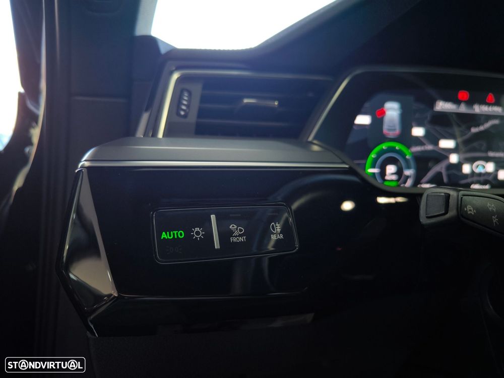 Audi e-tron Sportback 55 quattro S line - 24