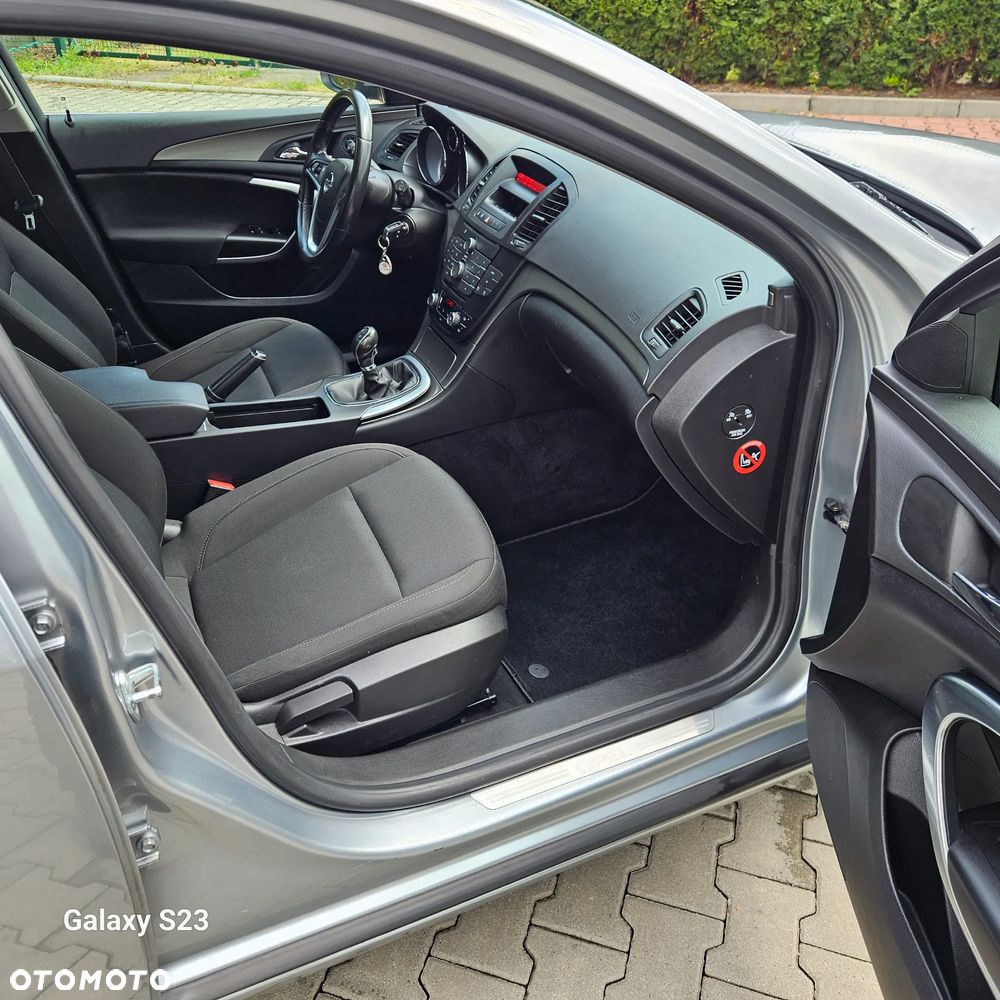 Opel Insignia 1.6 Design Edition - 24