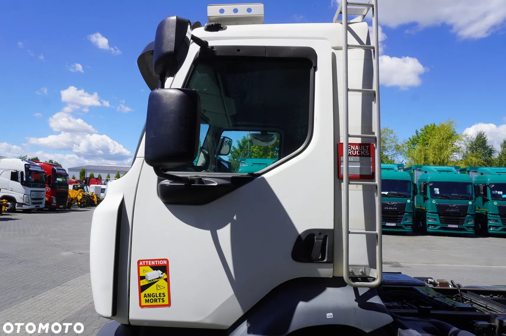 Renault D16 250 - 7