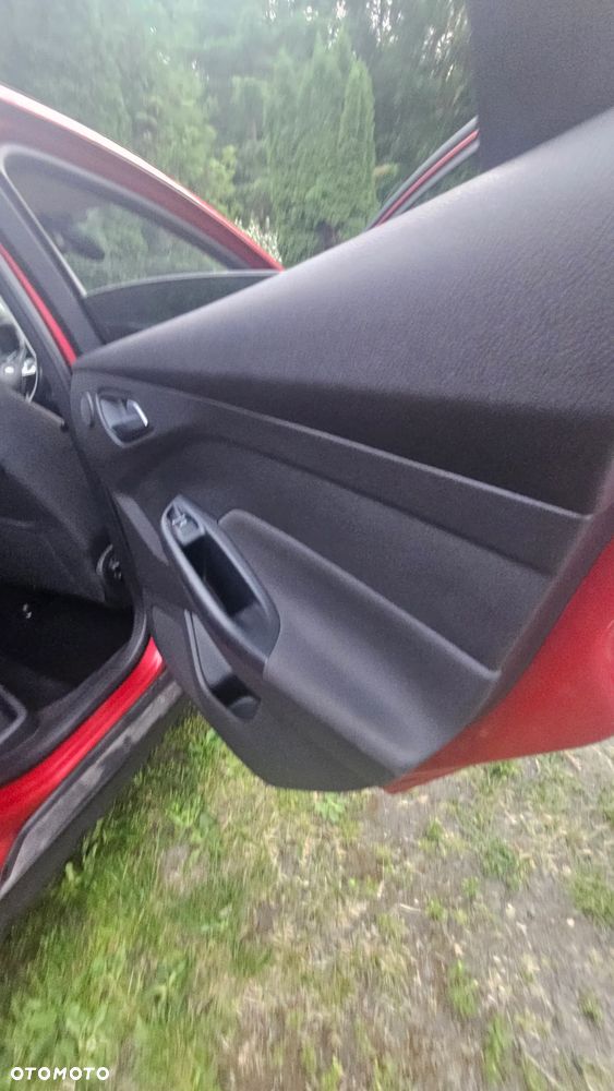 Ford Focus 1.0 EcoBoost Titanium - 18
