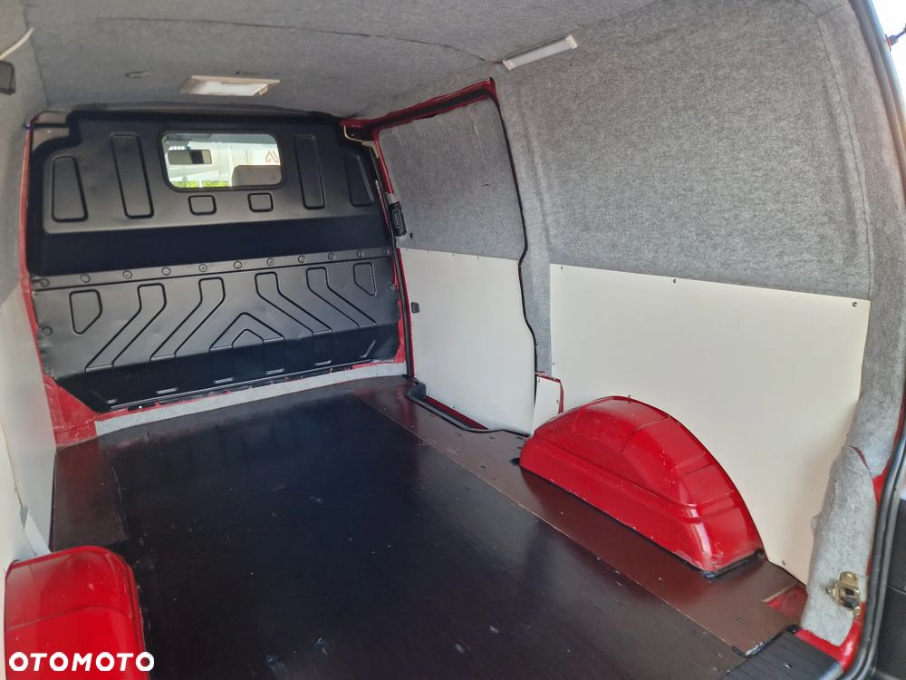 Volkswagen Transporter - 29