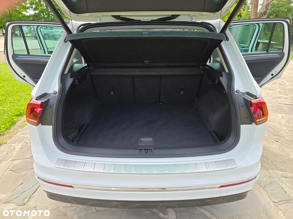 Volkswagen Tiguan 2.0 TDI SCR R-Line - 38