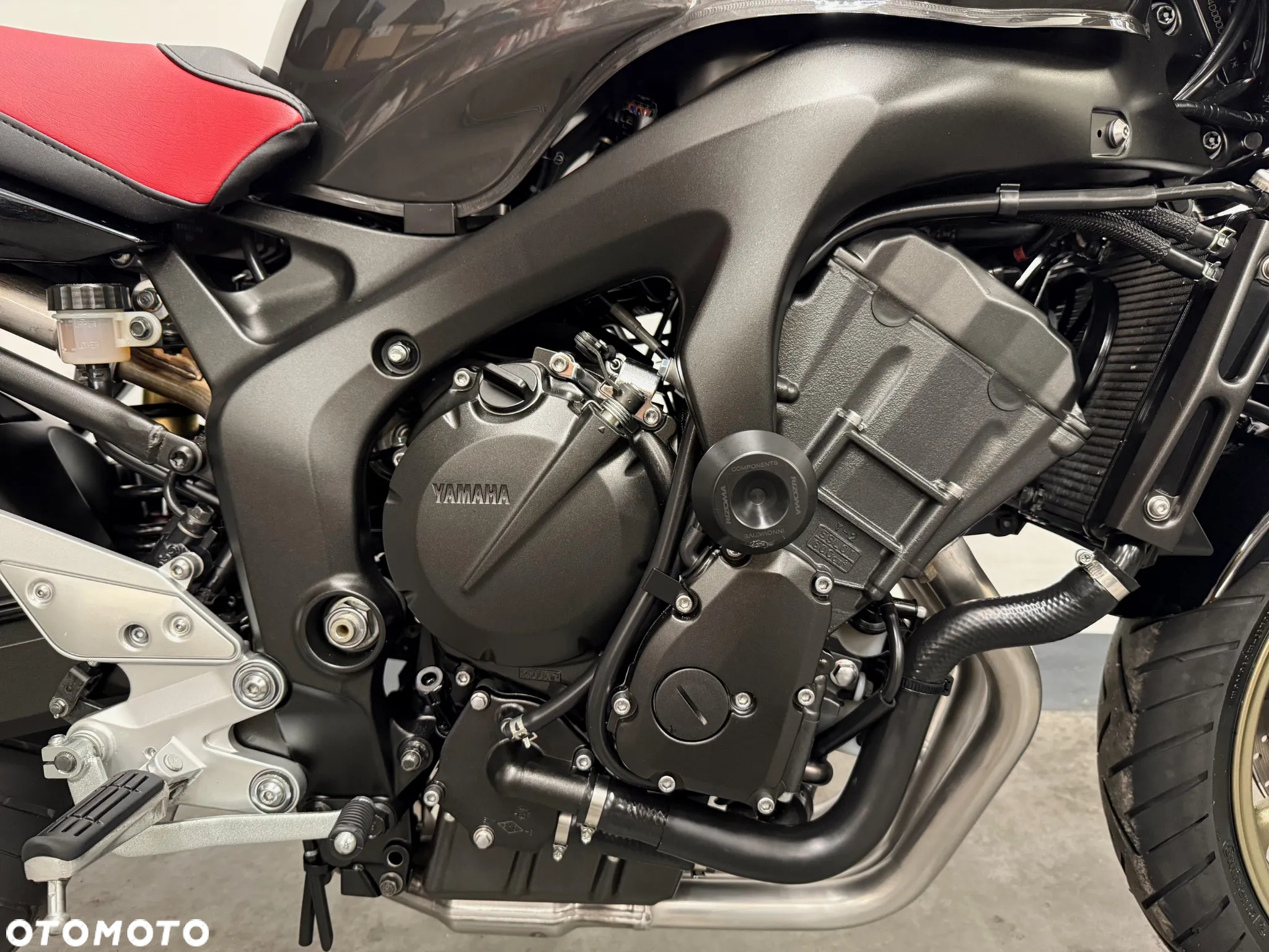 Yamaha FZ6 - 12
