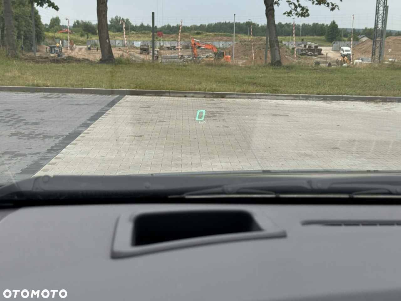 Toyota Prius 1.8 HSD Premium - 18