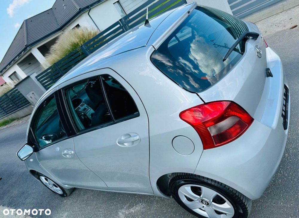 Toyota Yaris 1.3 Luna - 6