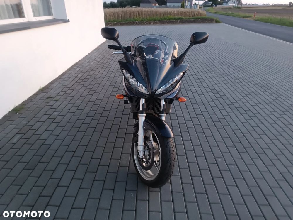 Yamaha FZ6 - 8