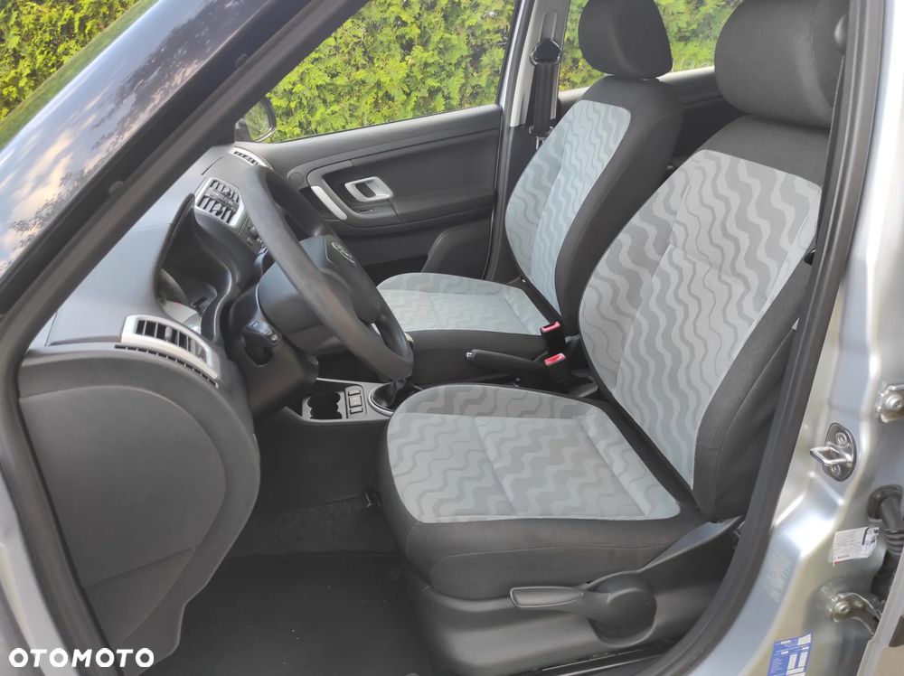 Skoda Fabia 1.4 16V Ambiente - 15