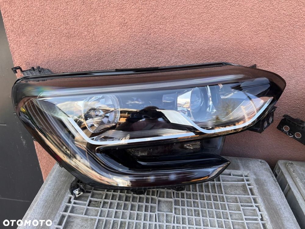 Lampa przednia RENAULT MEGANE IV ZWYKŁE LED KOMPLET EUROPA ORYGINALNE VALEO - 2