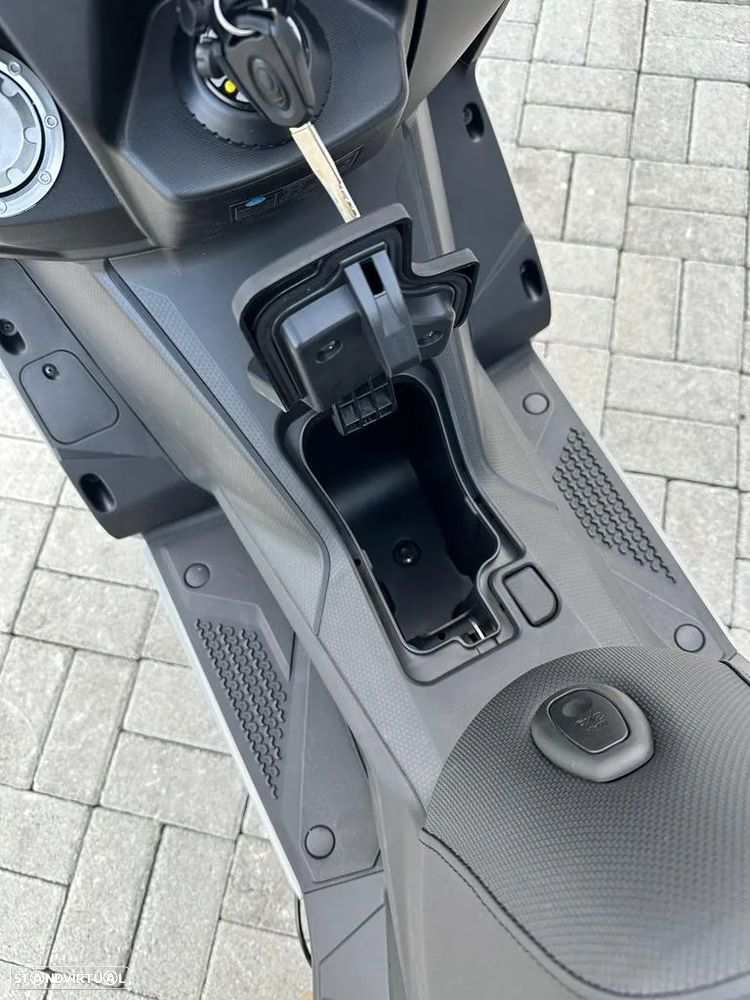 Kymco Dink R 125 - 8