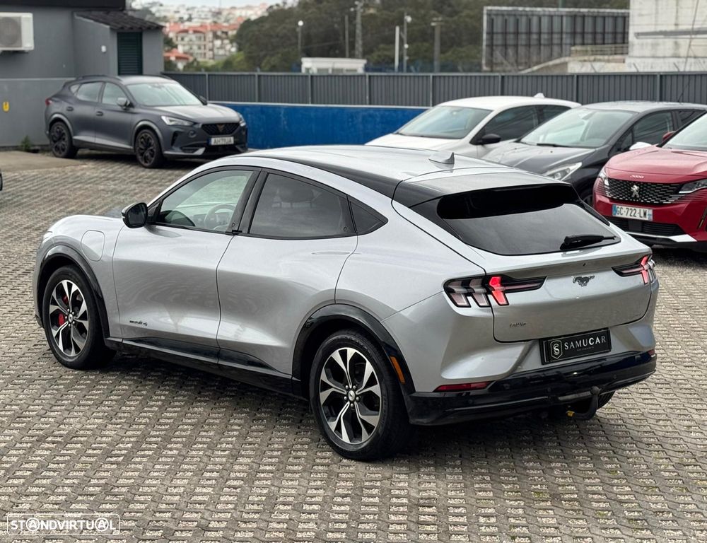 Ford Mustang Mach-E AWD PREMIUM - 16