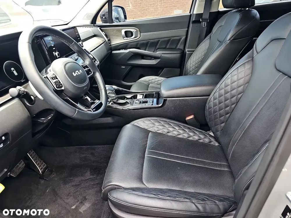 Kia Sorento - 12