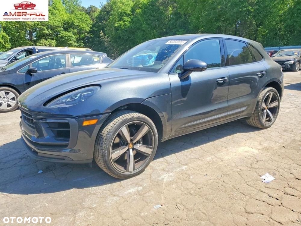 Porsche Macan - 1