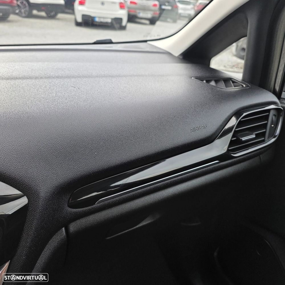 Ford Fiesta 1.1 Ti-VCT Business - 31