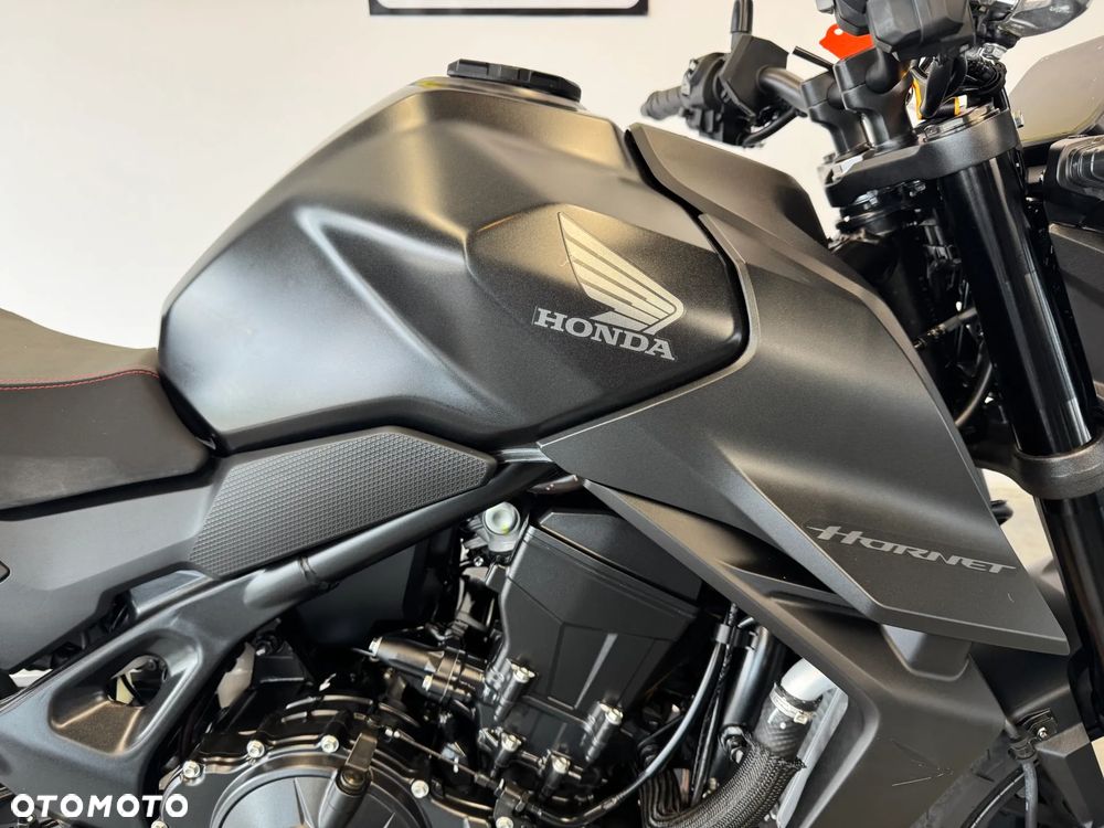 Honda CB - 11