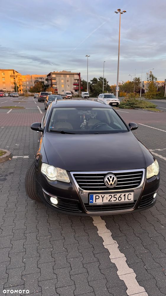 Volkswagen Passat 2.0 TDI Highline DSG - 9