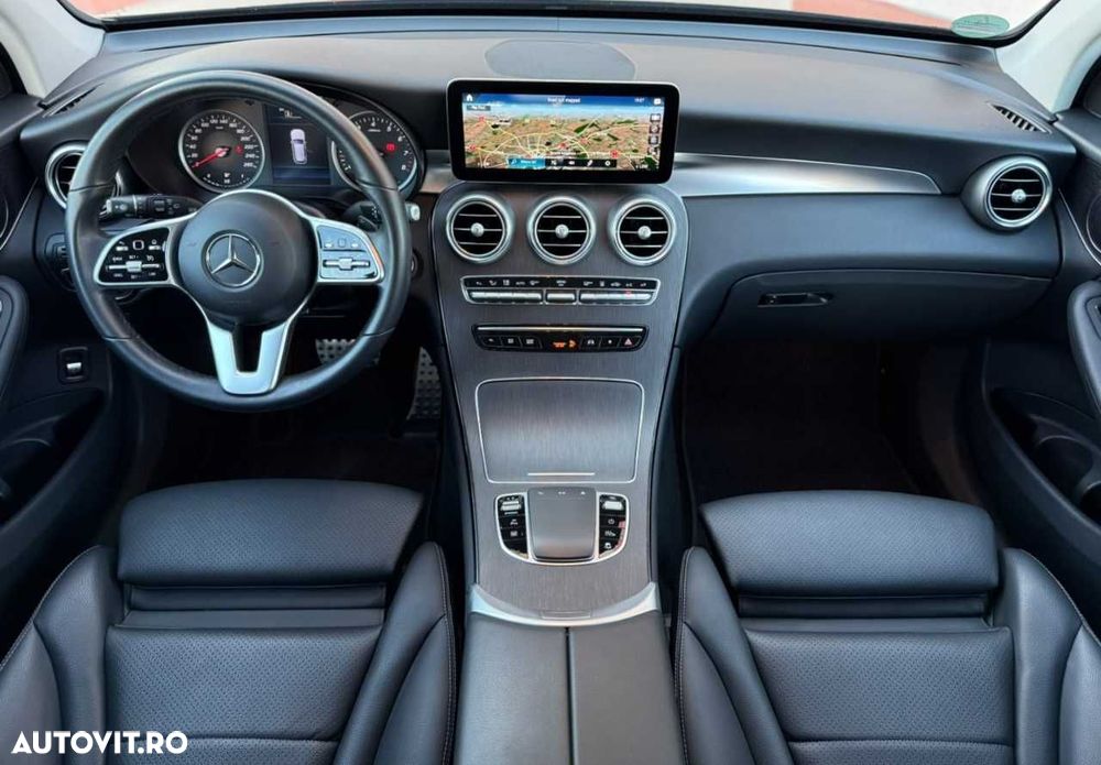 Mercedes-Benz GLC - 21