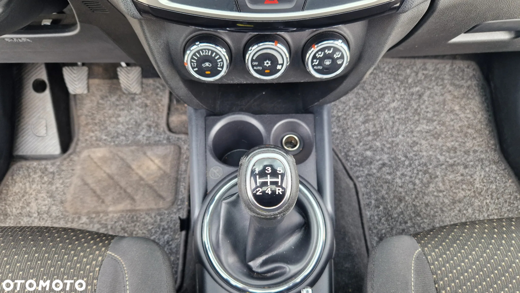 Mitsubishi ASX 1.6 Invite Navi - 33
