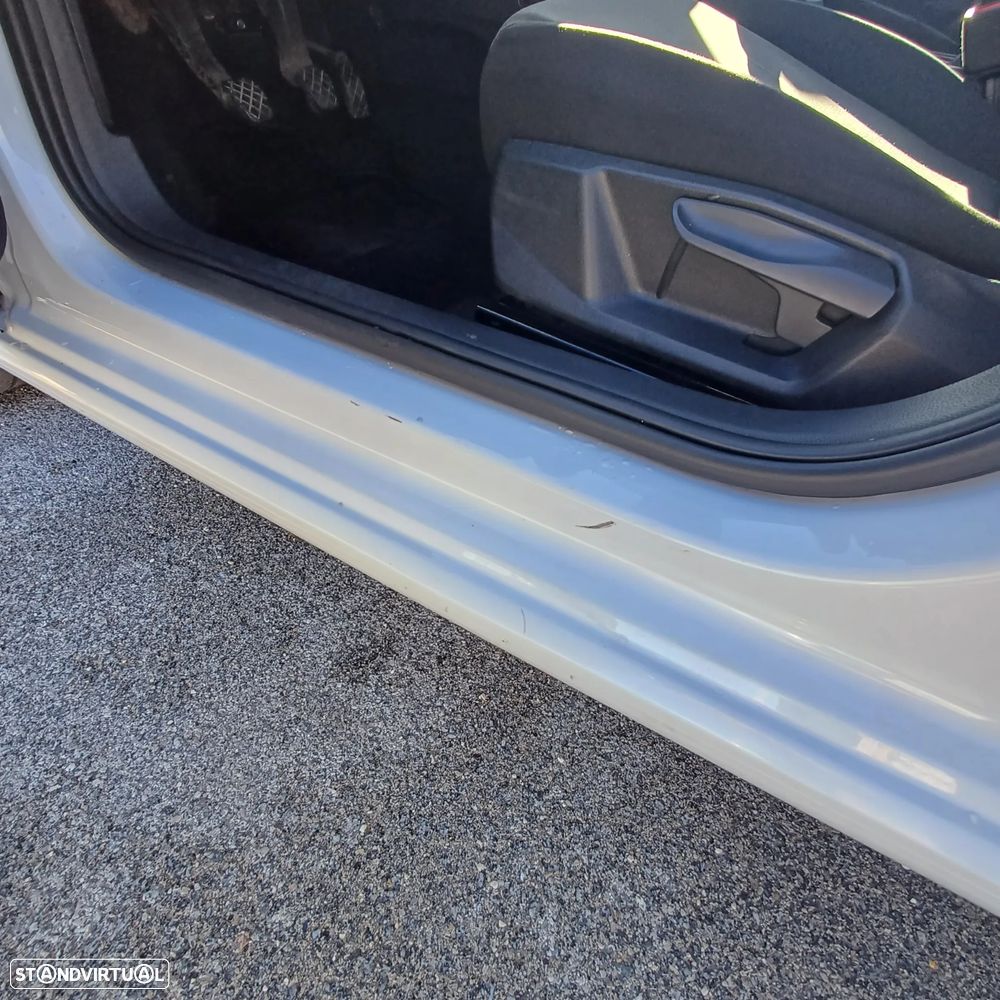 SEAT Ibiza 1.0 Reference - 13