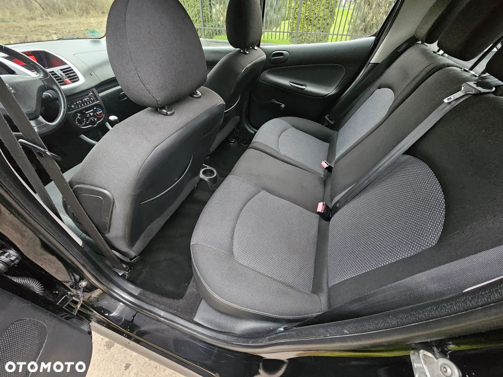 Peugeot 206 plus - 14