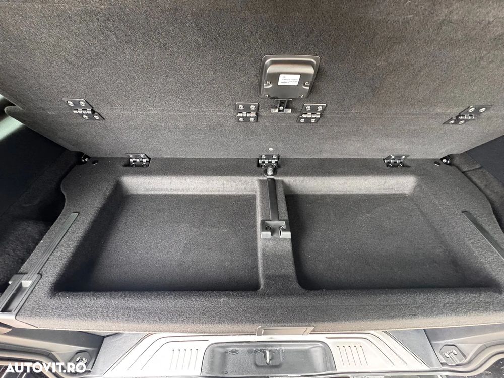 Mercedes-Benz V 300 d Extralung Avantgarde - 32